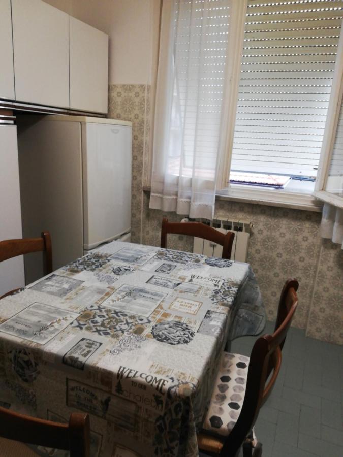 Casa Mirella Lägenhet Chiavari Exteriör bild