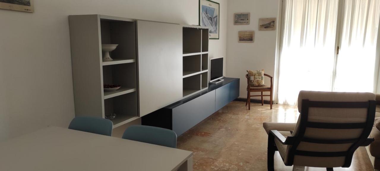 Casa Mirella Lägenhet Chiavari Exteriör bild