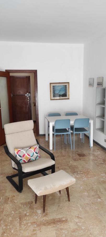 Casa Mirella Lägenhet Chiavari Exteriör bild